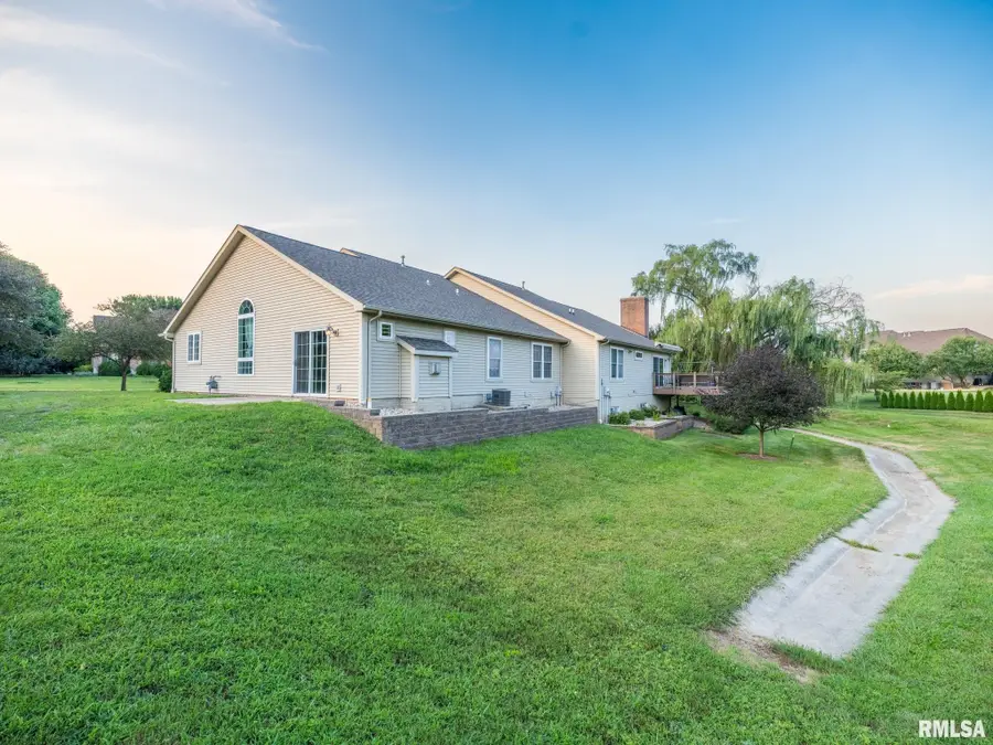 1602 Indigo Drive, Morton, IL 61550 - #3