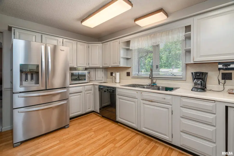 1000 N Pentecost Drive, Marion, IL 62959 - #2