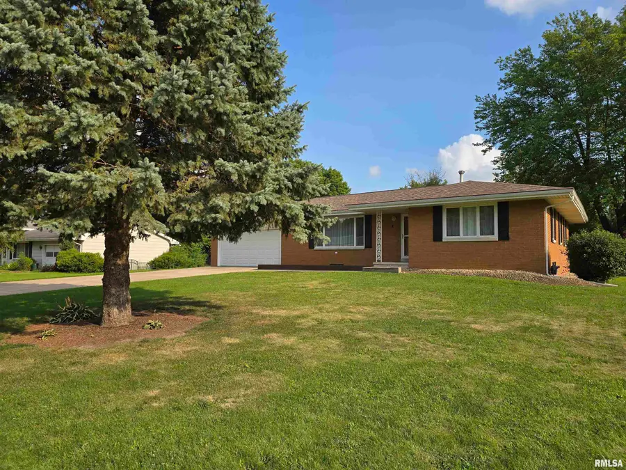 138 Harvester Road, Canton, IL 61520 - #3