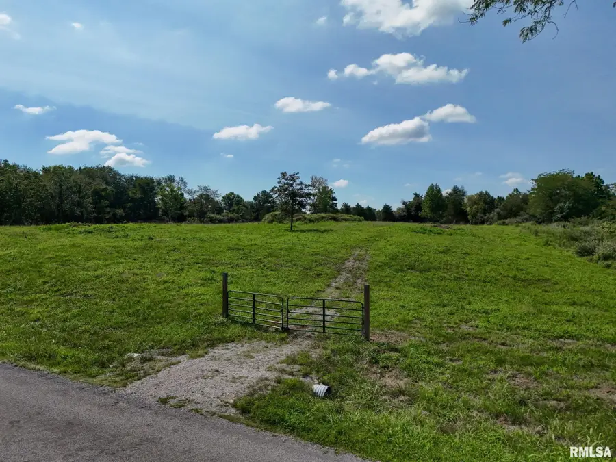 9951 Decatur Road, Marion, IL 62959 - #2