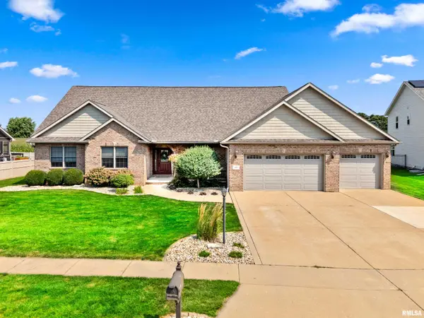 605 Victoria Drive, Washington, IL 61571