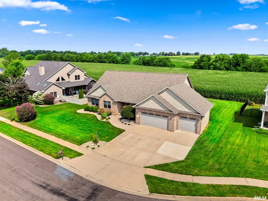 605 Victoria Drive, Washington, IL 61571 - #3