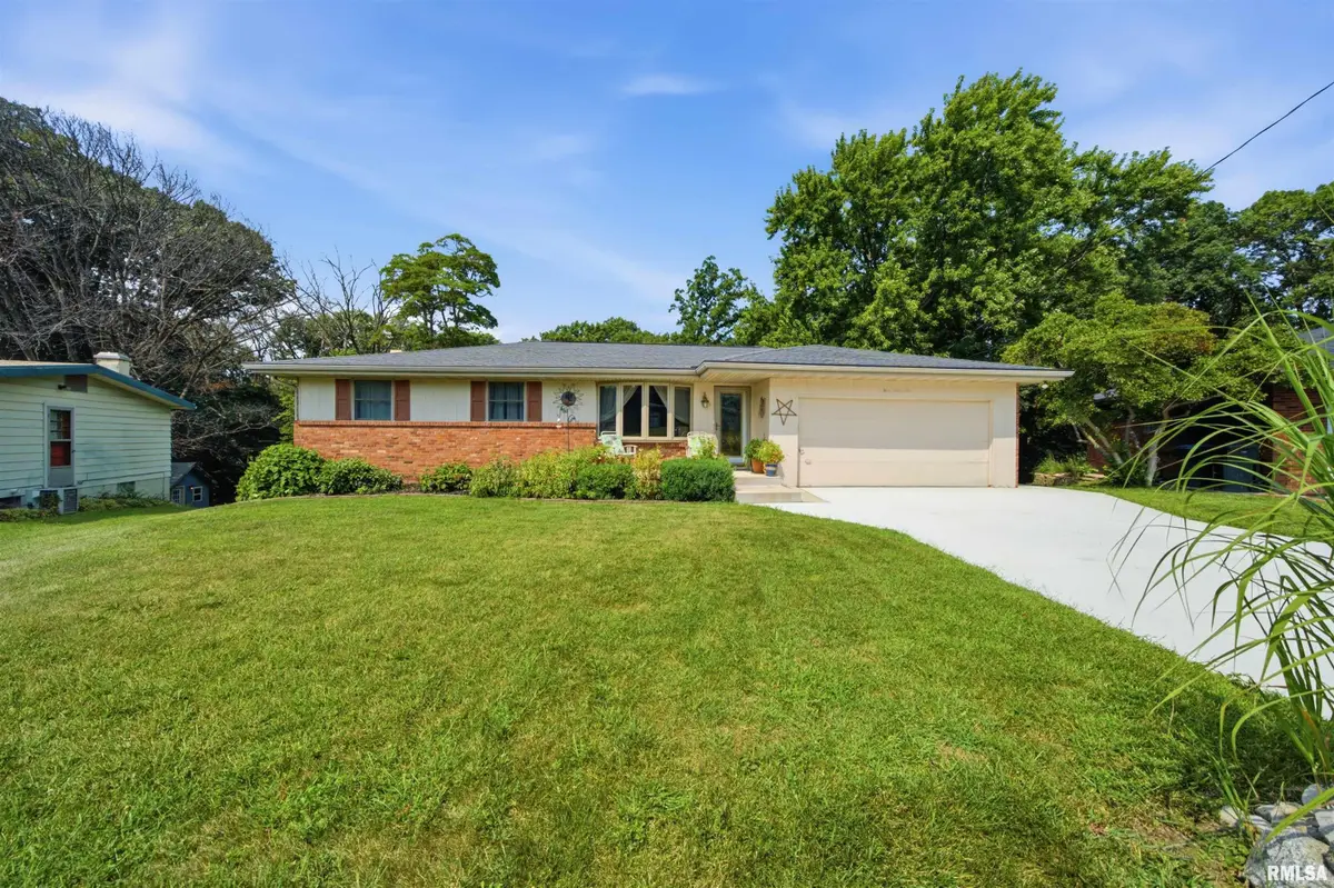 325 Indian Circle, East Peoria, IL 61611 - #1