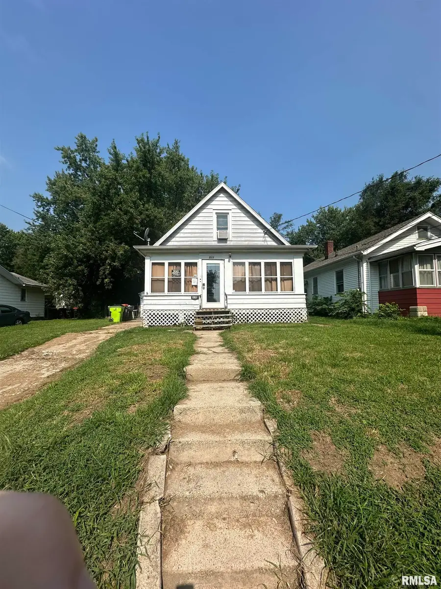 521 NE Rock Island Avenue, Peoria, IL 61603 - #2