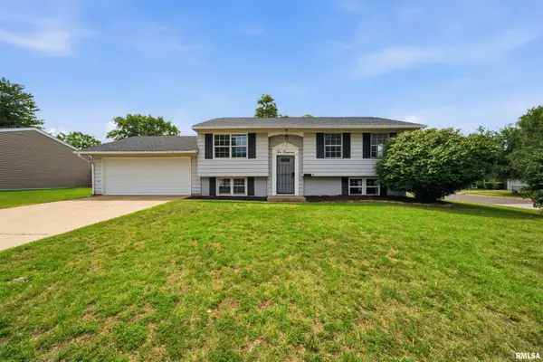 2000 Sheridan Road, Pekin, IL 61554