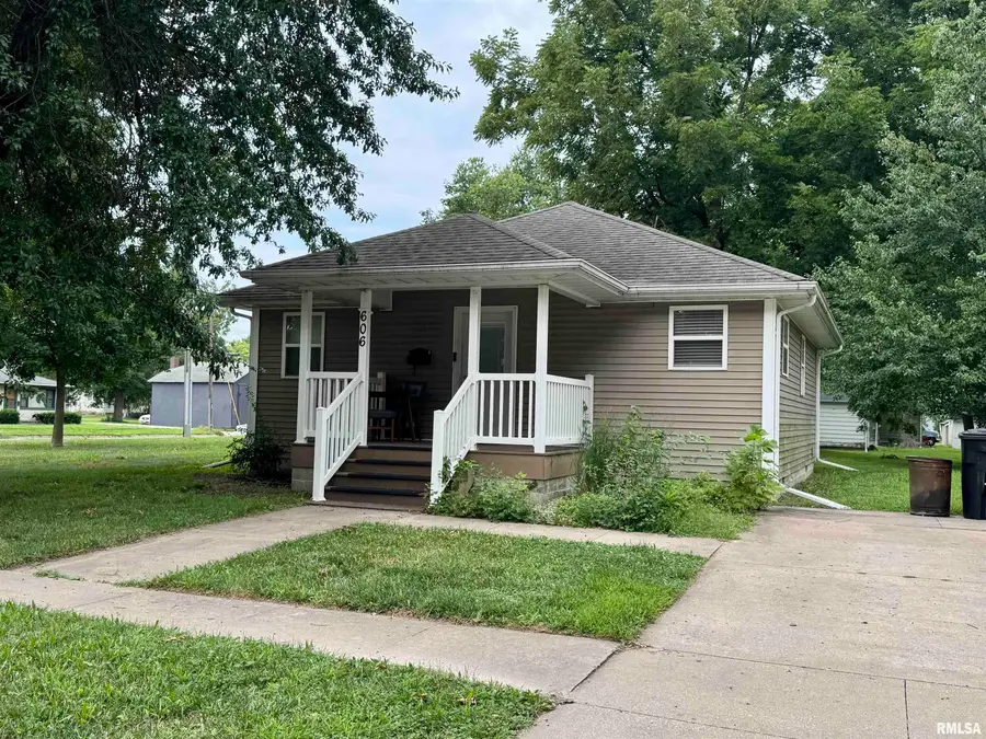 606, 612 N Mcarthur Street, Macomb, IL 61455 - #3