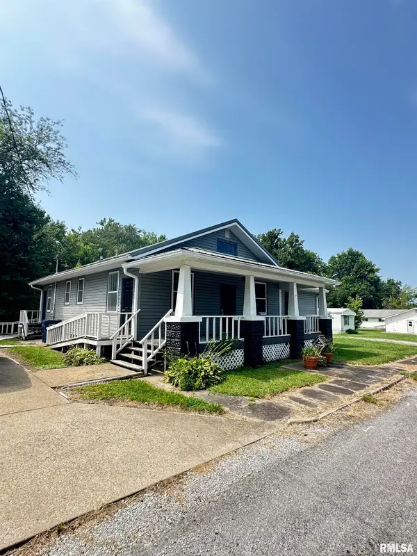 301 E 3rd Street, Johnston City, IL 62951