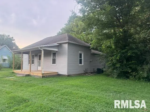 408 S Russell Street, Marion, IL 62959 - #2