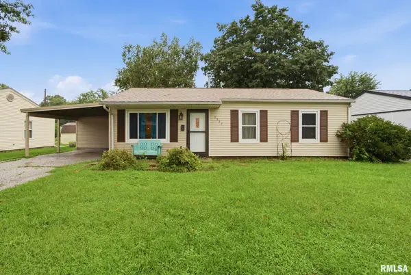 1557 Russell Avenue, Galesburg, IL 61401