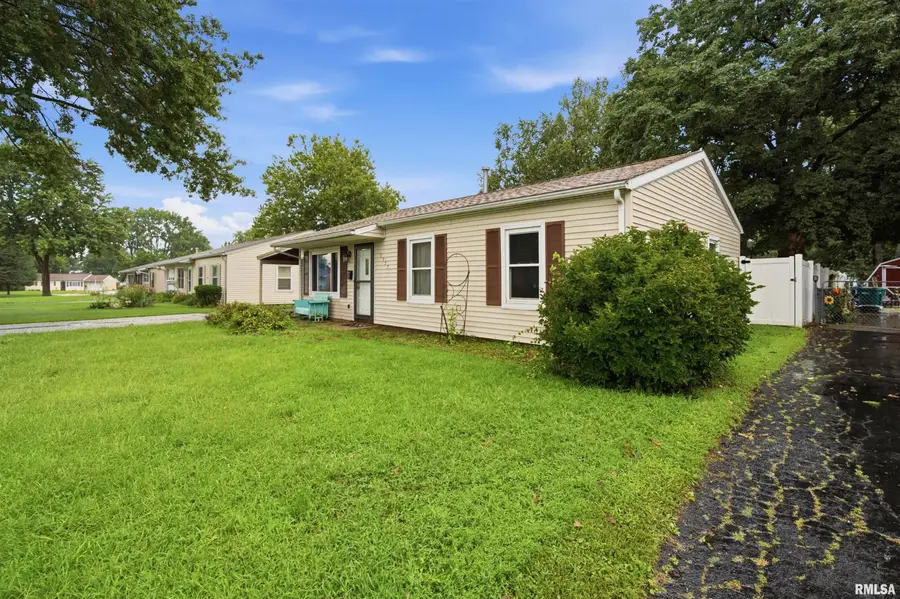 1557 Russell Avenue, Galesburg, IL 61401 - #2