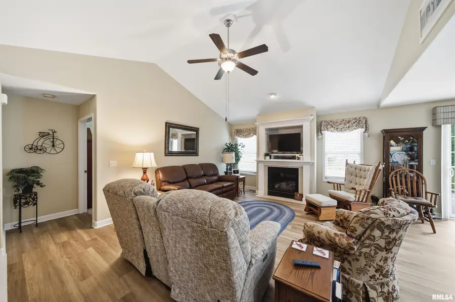 10810 N Dorset Street, Peoria, IL 61615 - #3