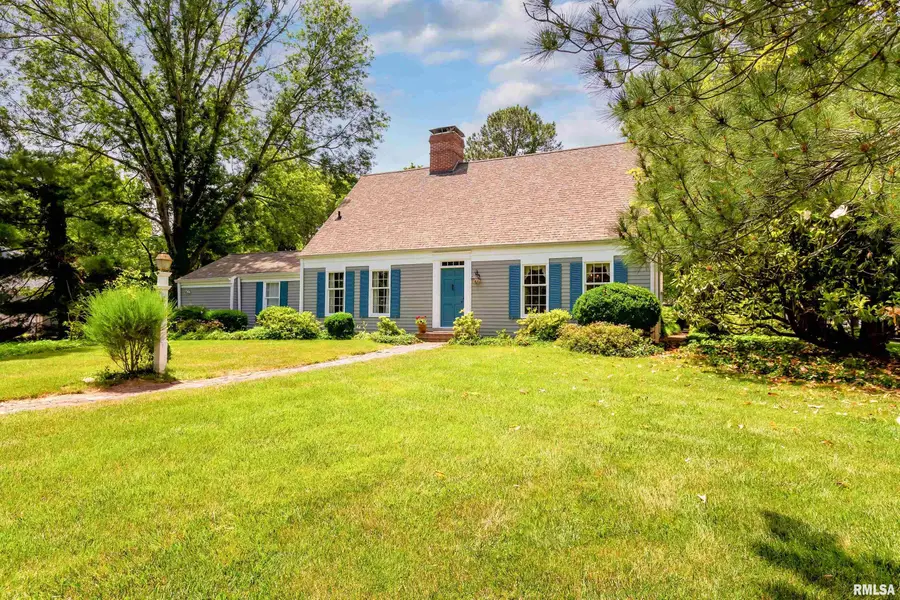 2609 W Sunset Drive, Carbondale, IL 62901 - #2