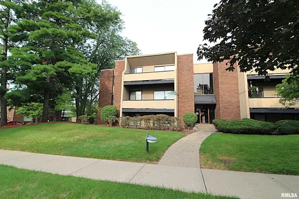 7121 N Terra Vista Drive #5-301, Peoria, IL 61614