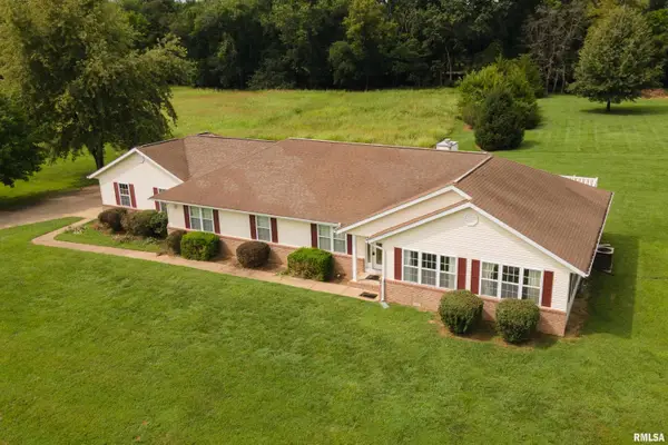 14 Timbercreek Drive, Herrin, IL 62948