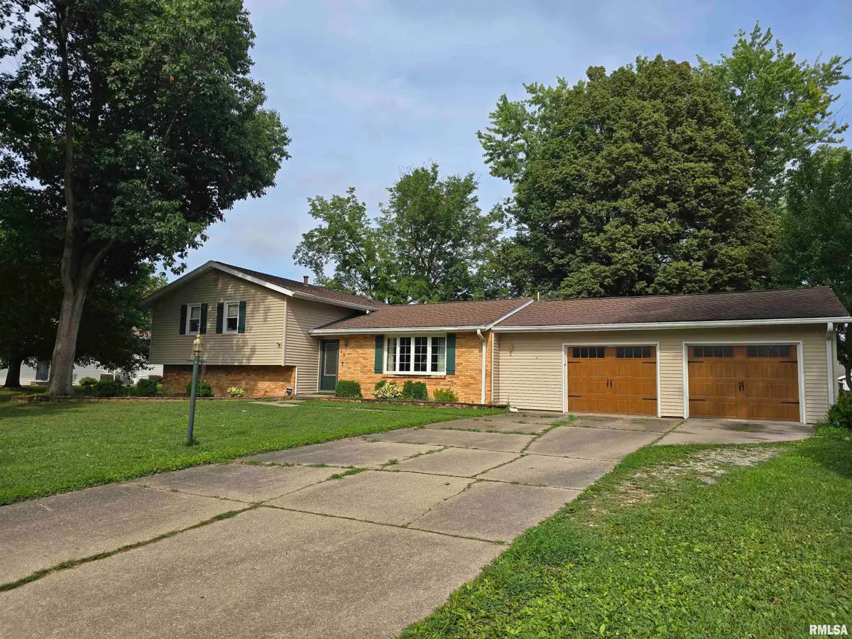 15 Gettysburg Drive, Canton, IL 61520 - #1