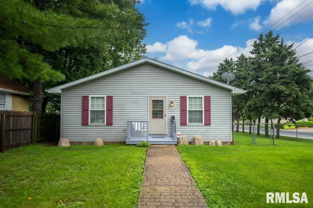 1424 E London Avenue, Peoria, IL 61603 - #1