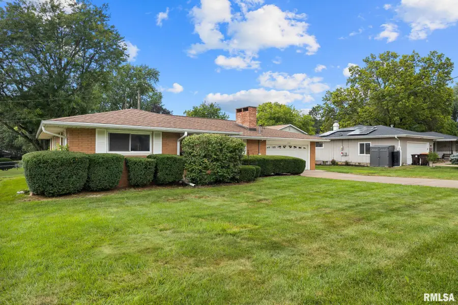 4725 N Nelson Avenue, Peoria, IL 61614 - #2