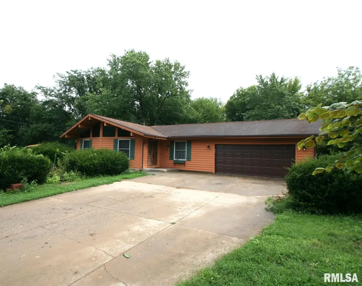 991 Heritage Drive, Mackinaw, IL 61755 - #1