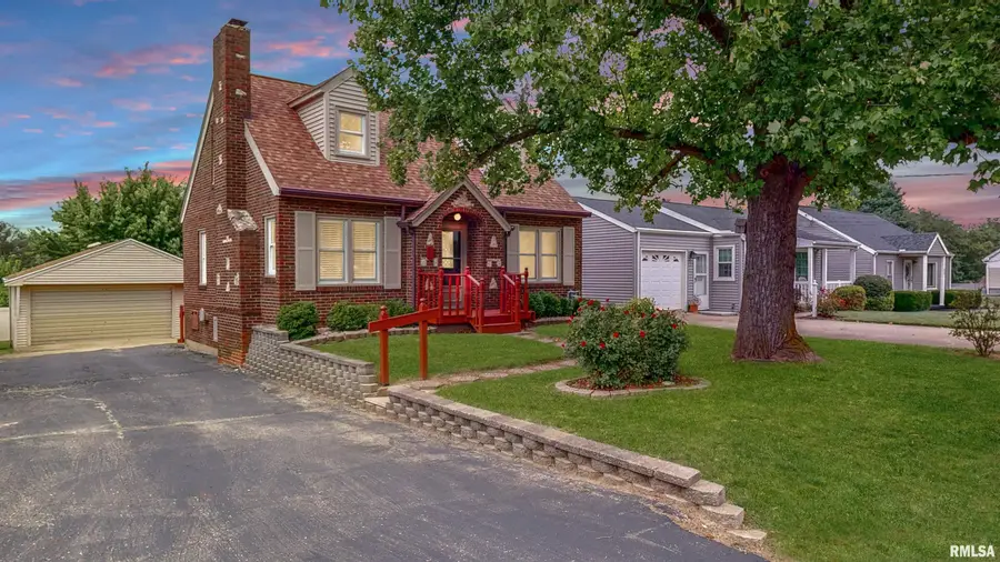 549 Roosevelt Street, Creve Coeur, IL 61610 - #2