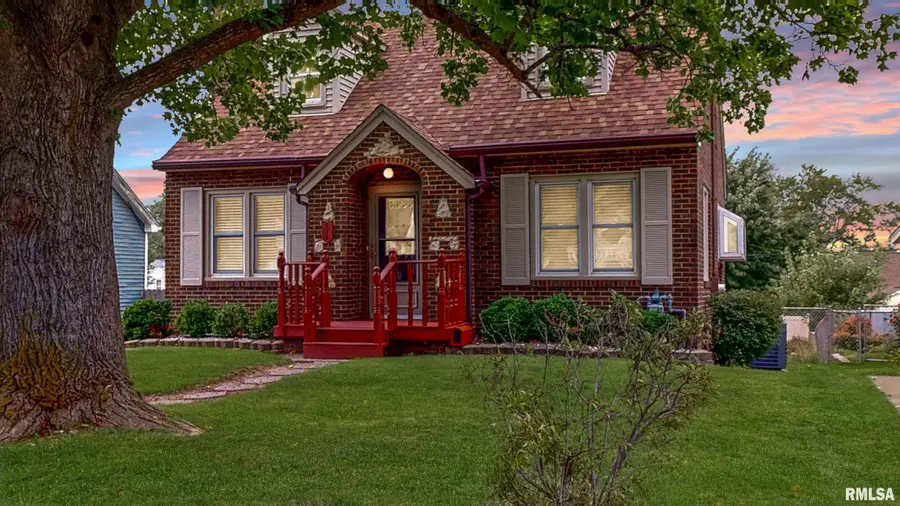 549 Roosevelt Street, Creve Coeur, IL 61610 - #3
