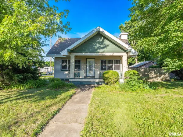 4236 N Prospect Road, Peoria, IL 61614