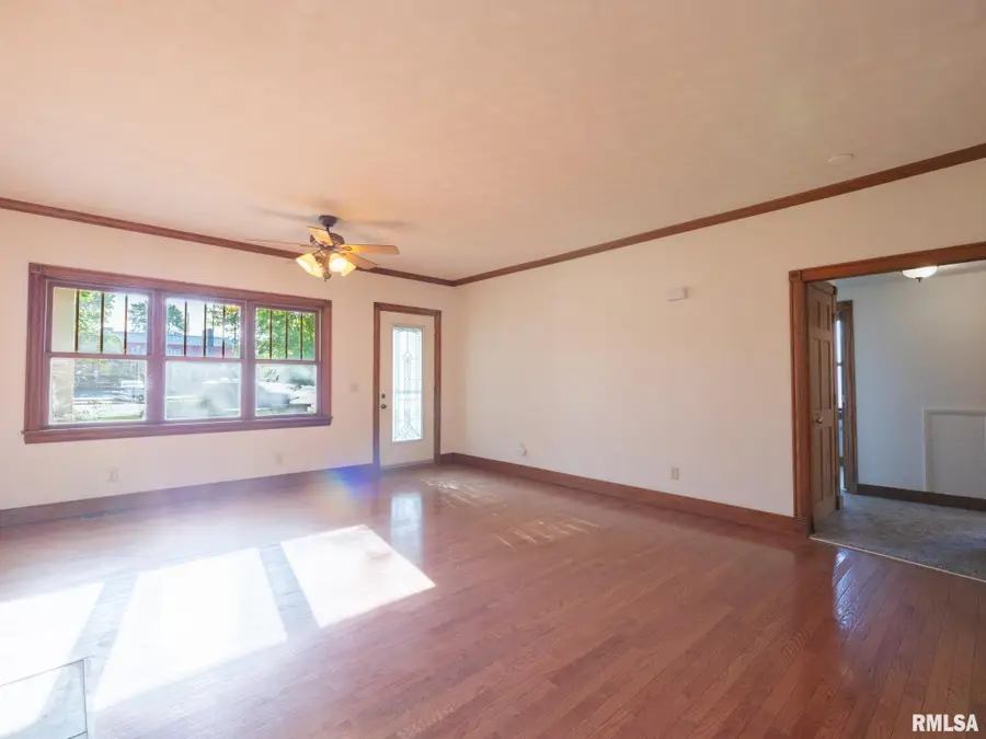 4236 N Prospect Road, Peoria, IL 61614 - #2