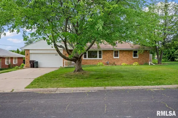 4733 N Laurel Drive, Peoria, IL 61614