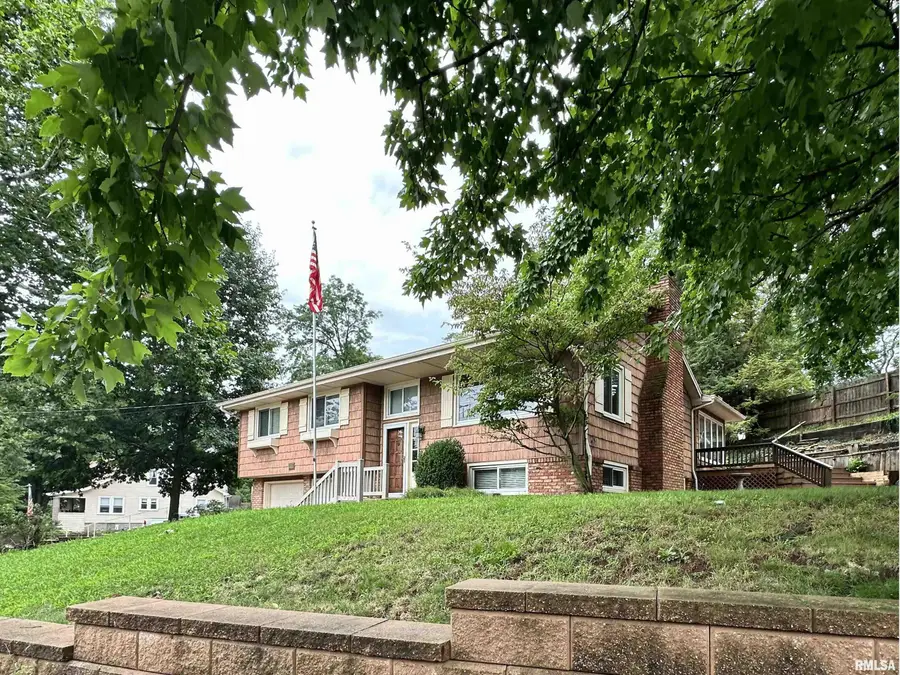 4211 N Harvard Avenue, Peoria, IL 61614 - #2