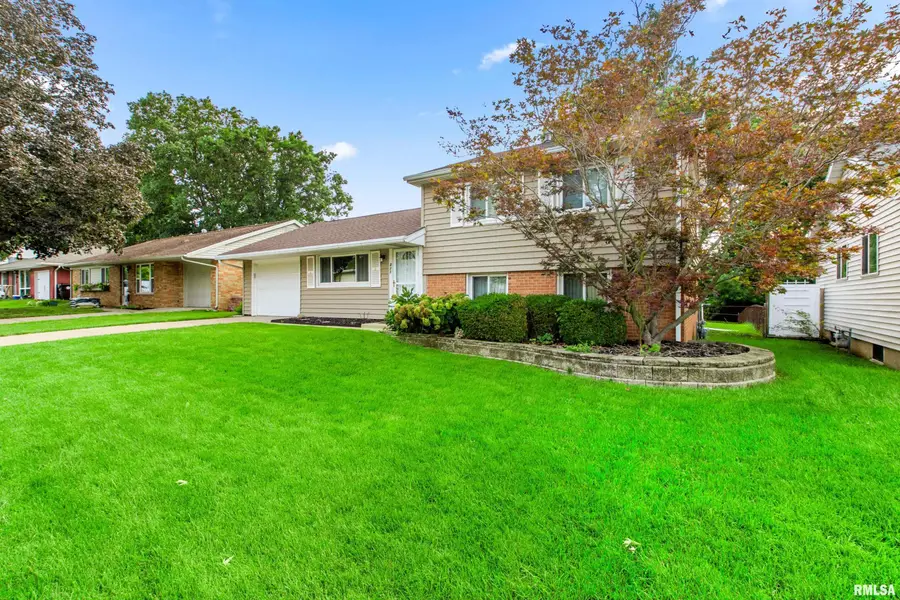 311 Dundee Road, East Peoria, IL 61611 - #3