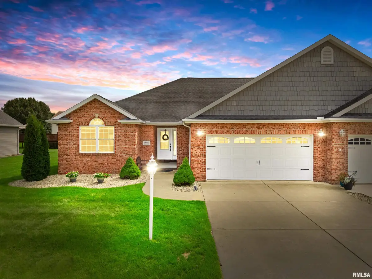1602 Remington Road, Pekin, IL 61554 - #1