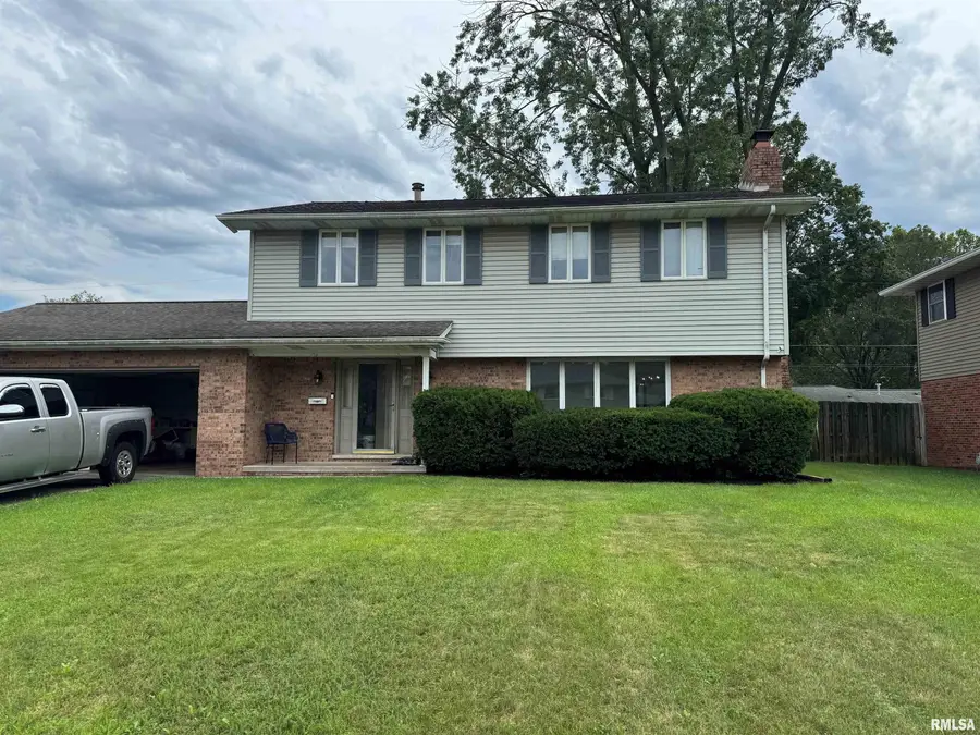 1420 W Tomar Court, Peoria, IL 61614 - #2