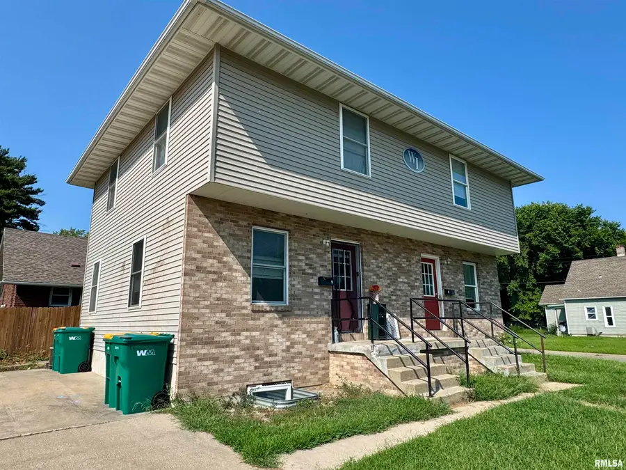 602 N Charles Street #2, Macomb, IL 61455 - #2