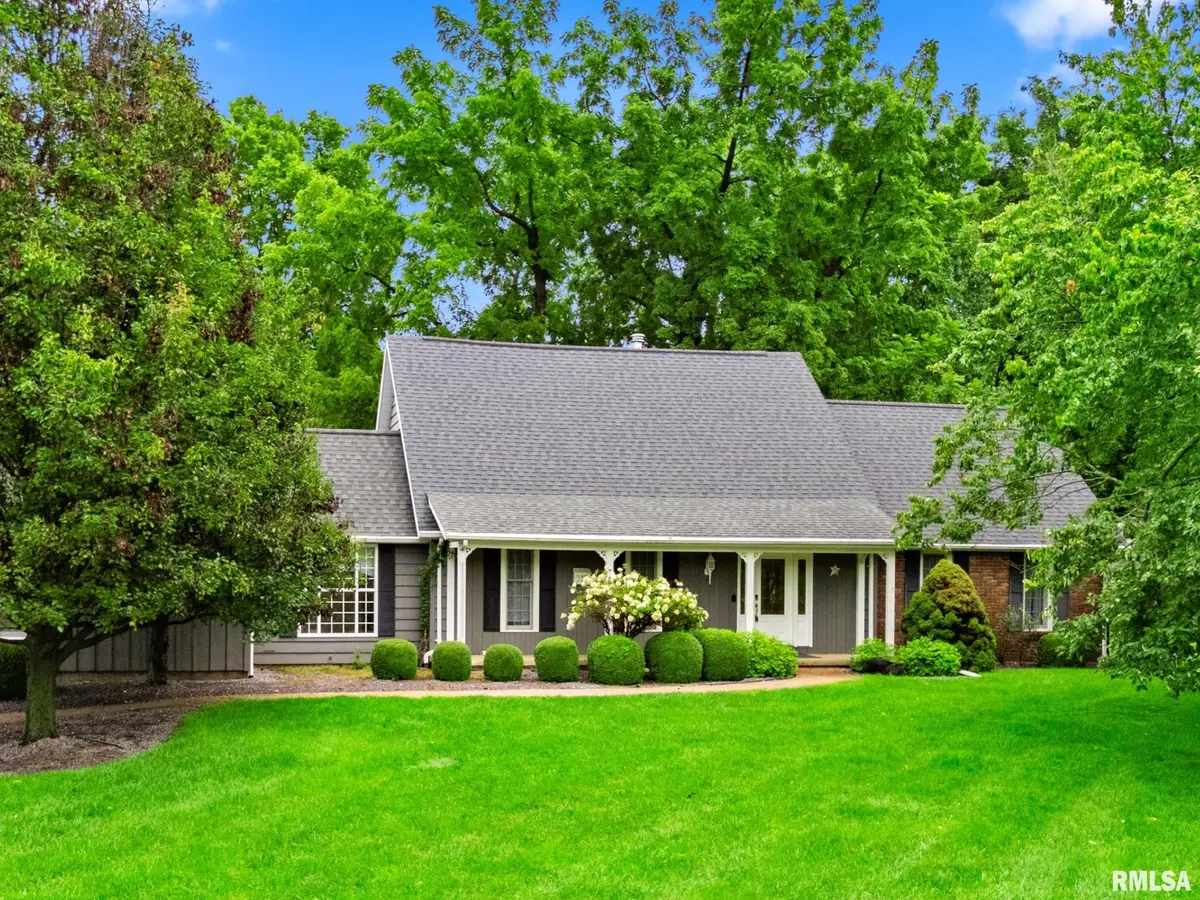 1 Oakhill Court, Pekin, IL 61554 - #1