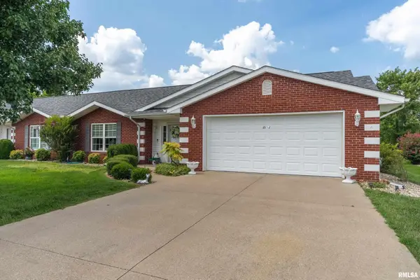 3212 Cherokee Drive, Marion, IL 62959