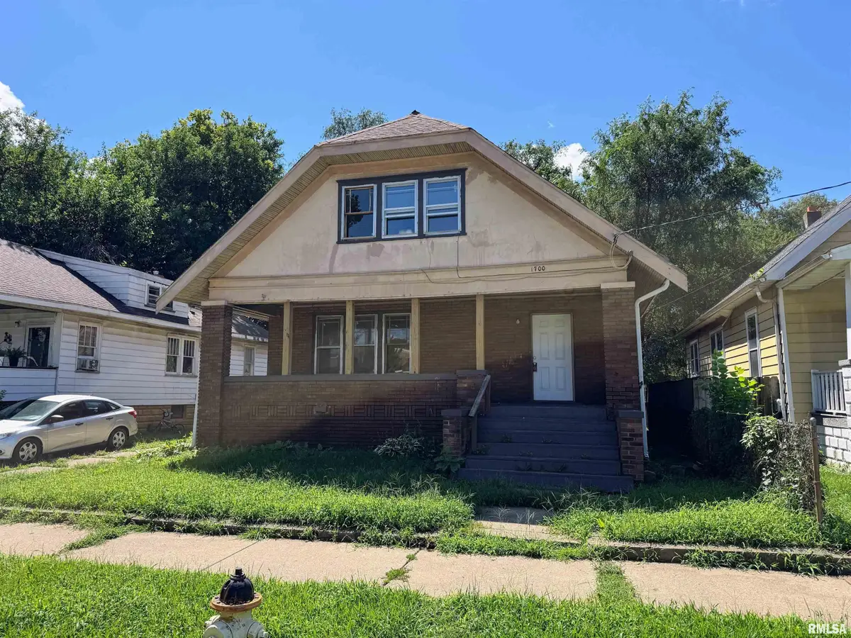 1700 W Smith Street, Peoria, IL 61605 - #1
