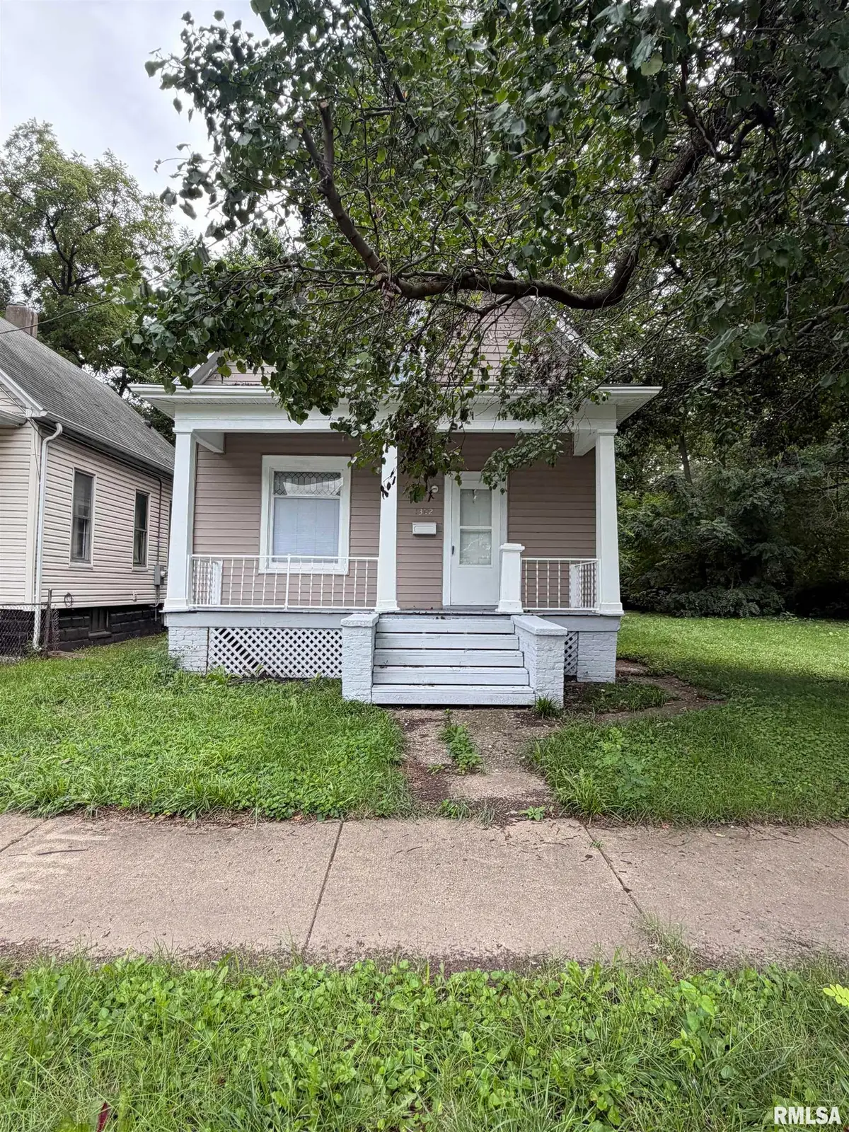1302 W John H Gwynn Jr Avenue, Peoria, IL 61605 - #1