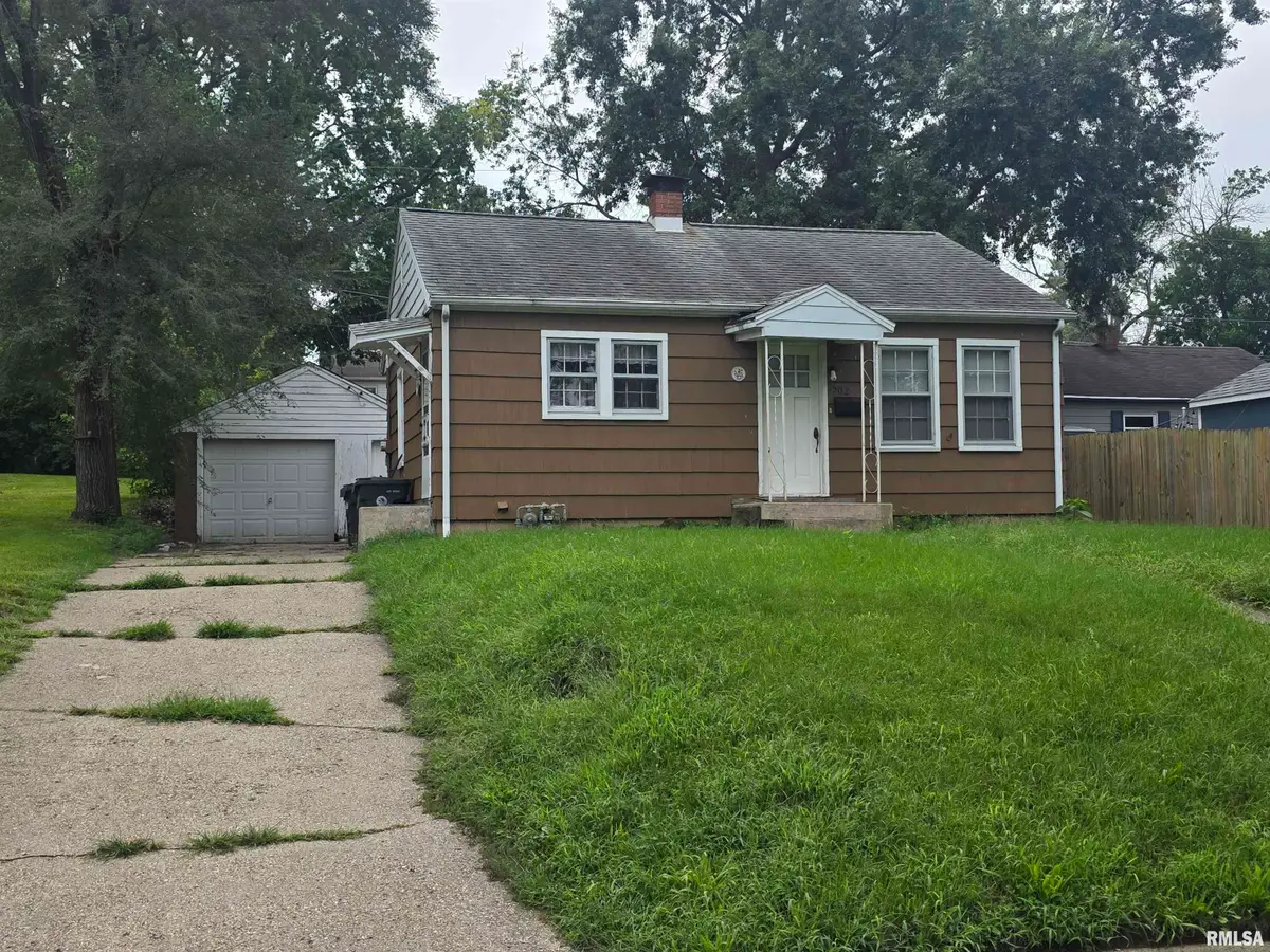 1502 State Street, Pekin, IL 61554 - #1