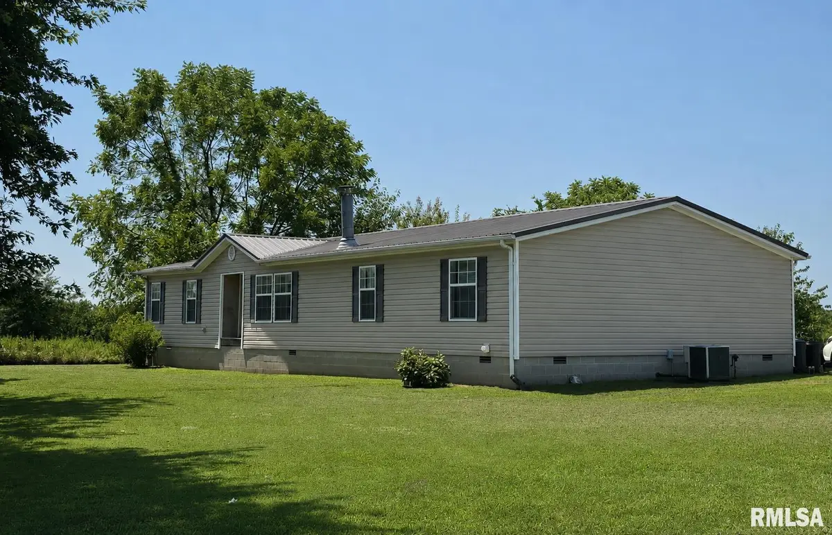 1075 Wolf Creek Road, Goreville, IL 62939 - #1