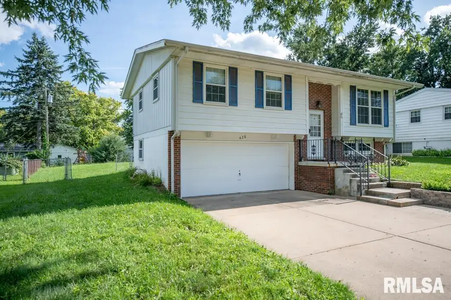 428 Joliet Road, Marquette Heights, IL 61554 - #3