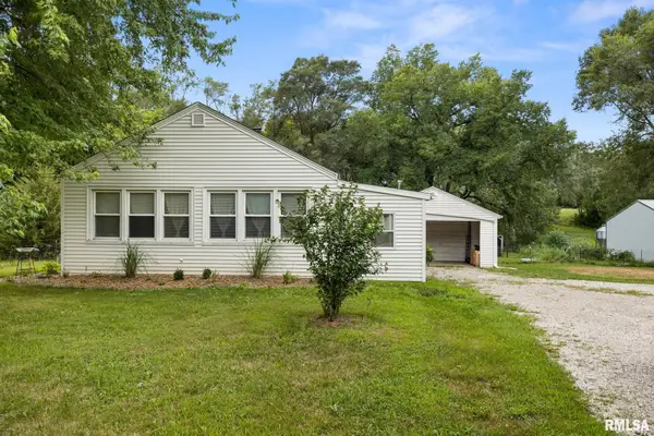 1487 Spring Bay Road, East Peoria, IL 61611