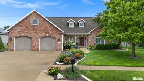 1822 Greenfield Drive, Morton, IL 61550