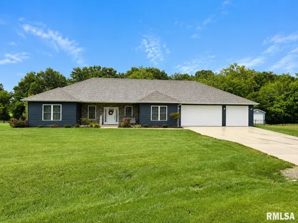 1711 Hickory Trail, Carbondale, IL 62901