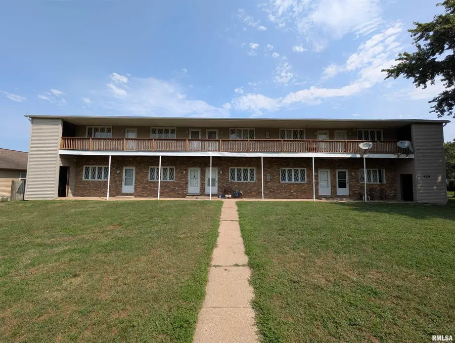 429 South Street, Pekin, IL 61554 - #2
