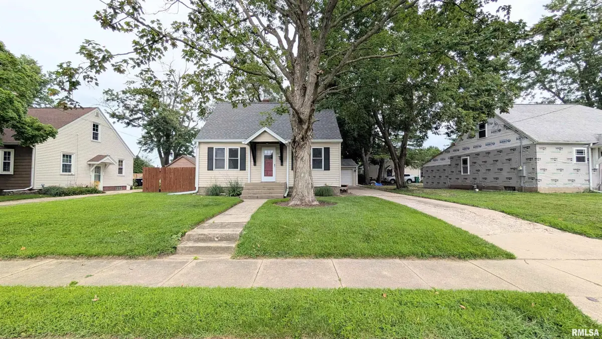 117 Franklin Street, Washington, IL 61571 - #1