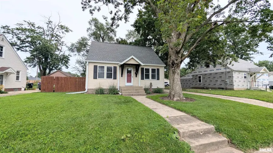 117 Franklin Street, Washington, IL 61571 - #2