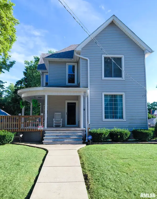 246 W Locust Street, Canton, IL 61520