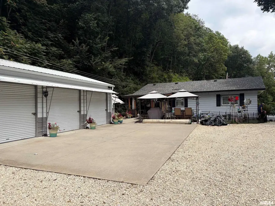 207 N Kickapoo Creek Road, Peoria, IL 61604 - #3