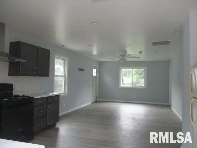 3128 W Humboldt Street, Peoria, IL 61605 - #3
