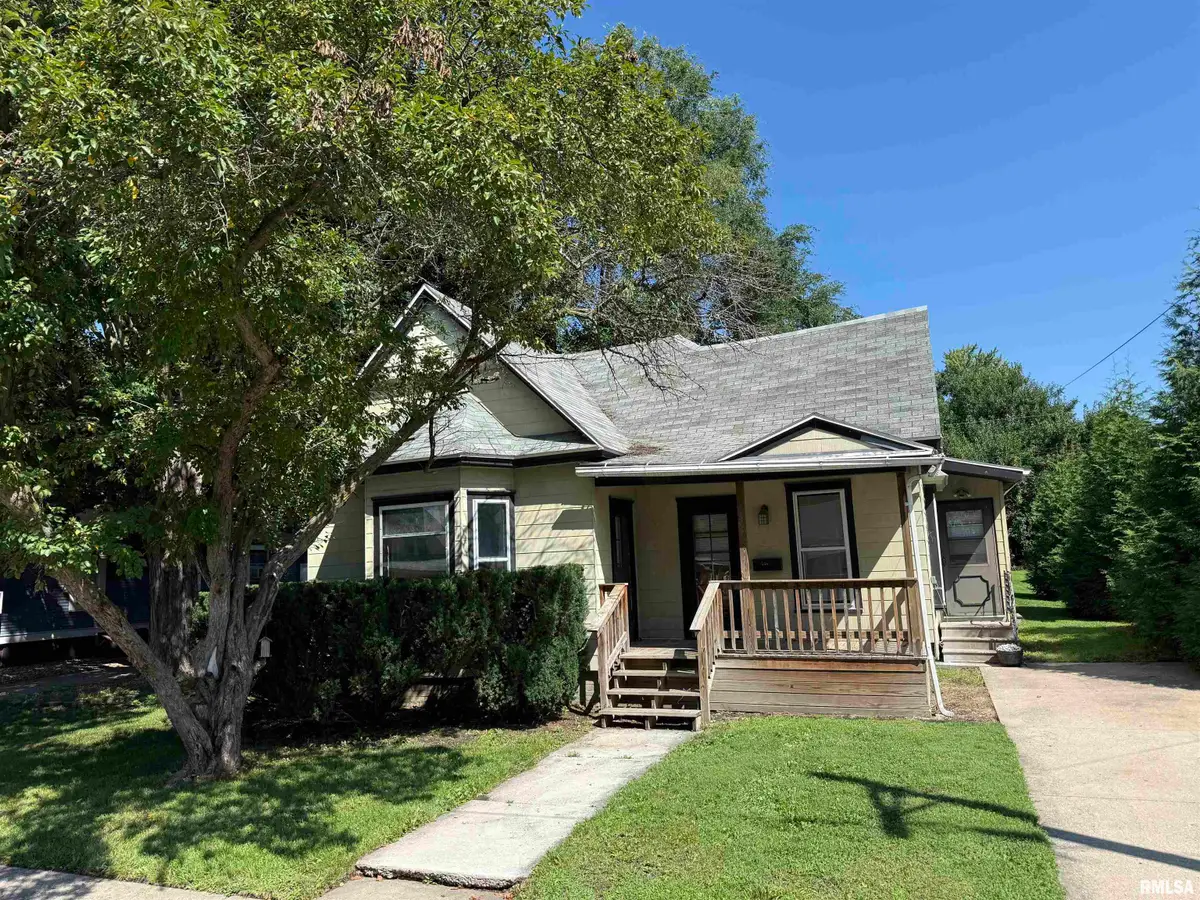 536 W Mcdonough Street, Macomb, IL 61455 - #1