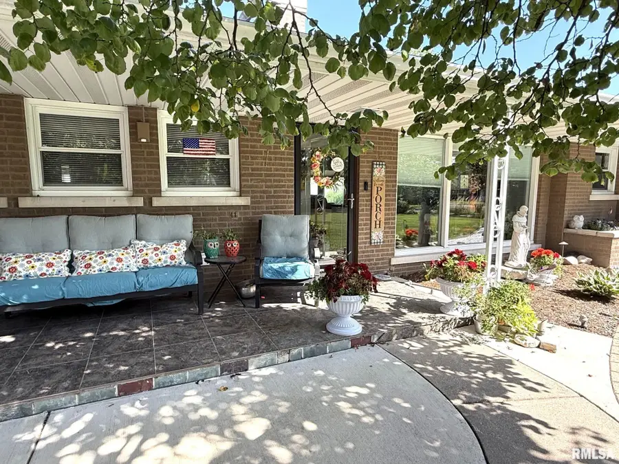 3320 N North Street, Peoria, IL 61604 - #2